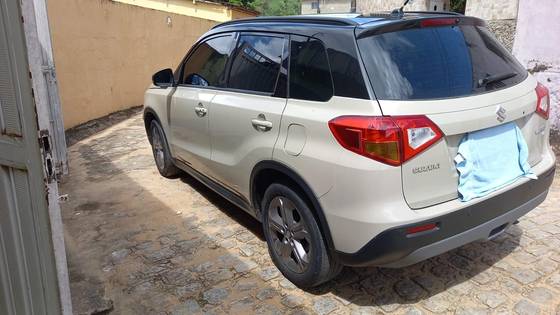 SUZUKI VITARA 1.6 16V GASOLINA 4YOU AUTOMÁTICO SUZUKI VITARA 1.6 16V GASOLINA 4YOU AUTOMÁTICO
